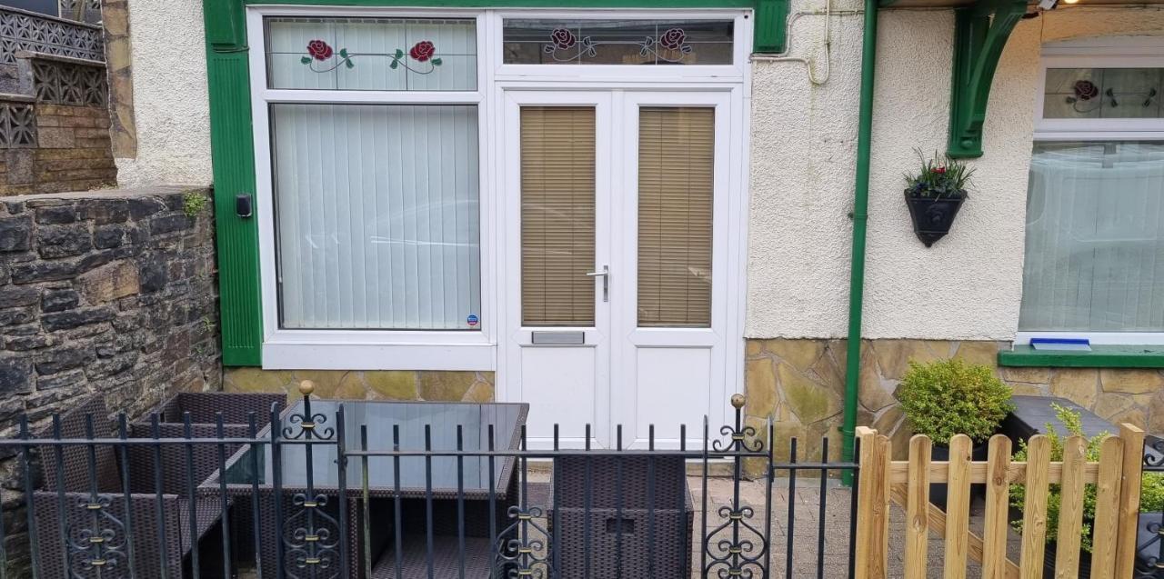 The Studio At Emtb&B Cymmer Exterior photo